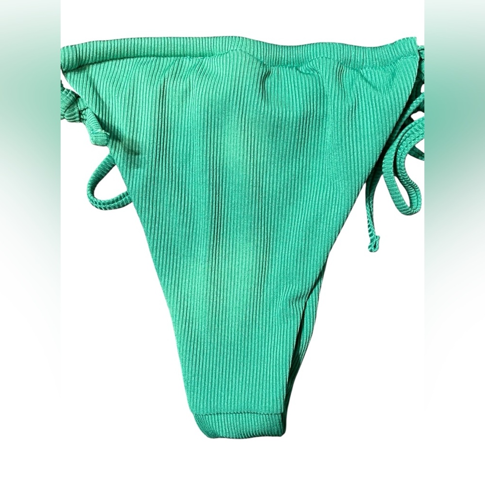 NWT Zaful Green Ribbed Woman’s Bikini - Size 8 - Picture 4 of 6